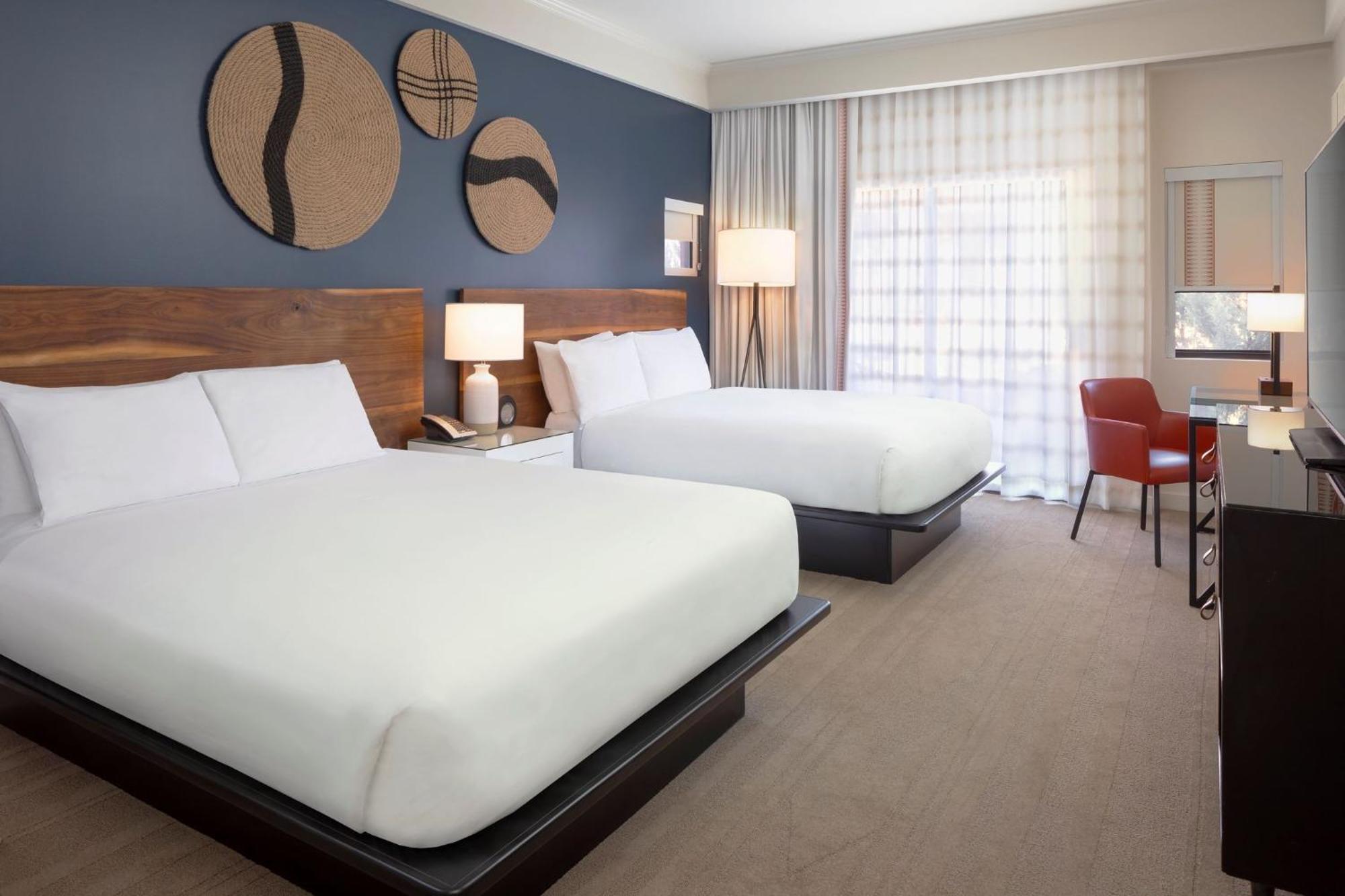 Amara & Resort 4*