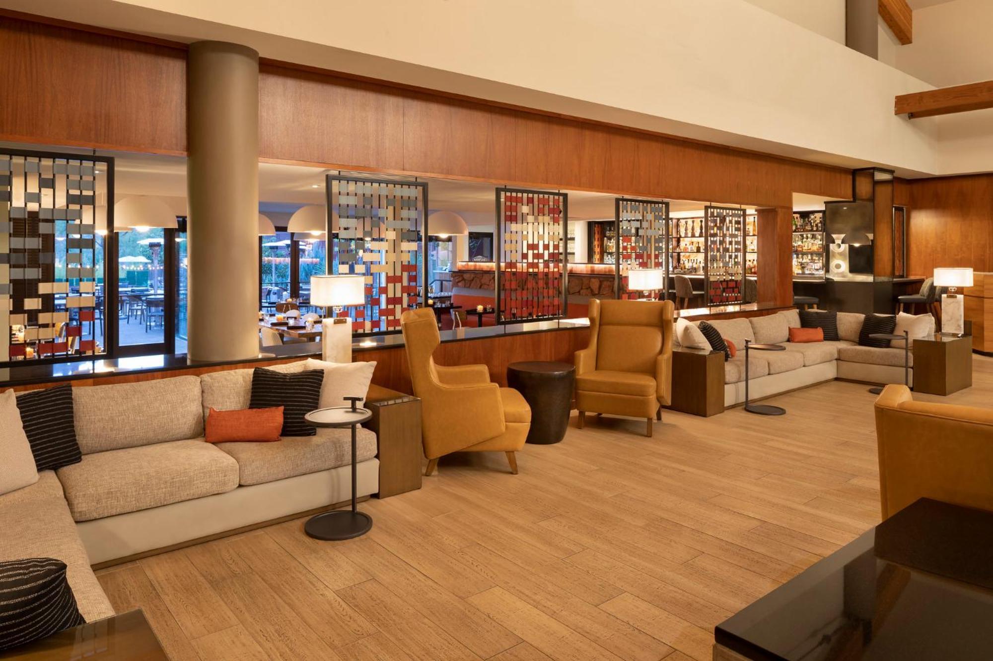 Resort Amara & 4*
