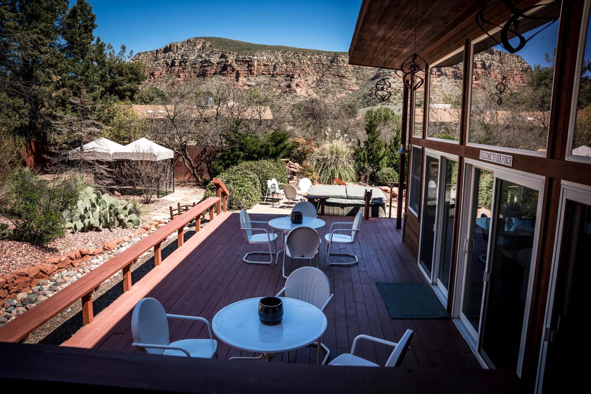 Mountain Escape! With Pool, Hot Tub & Firepit *