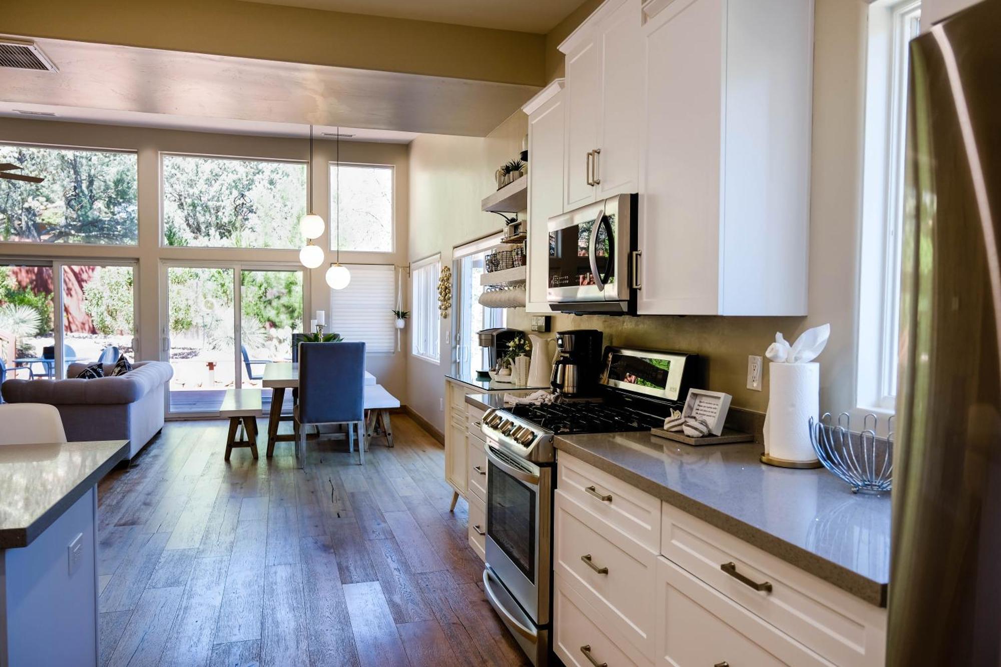 Holiday home Mountain Escape! With Pool, Hot Tub & Firepit Sedona