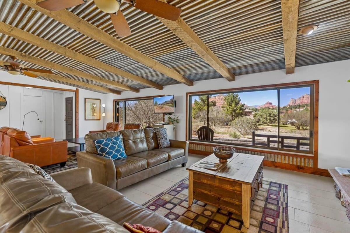 Holiday home Mid-century Ranch In With Fantastic Red Rock Views