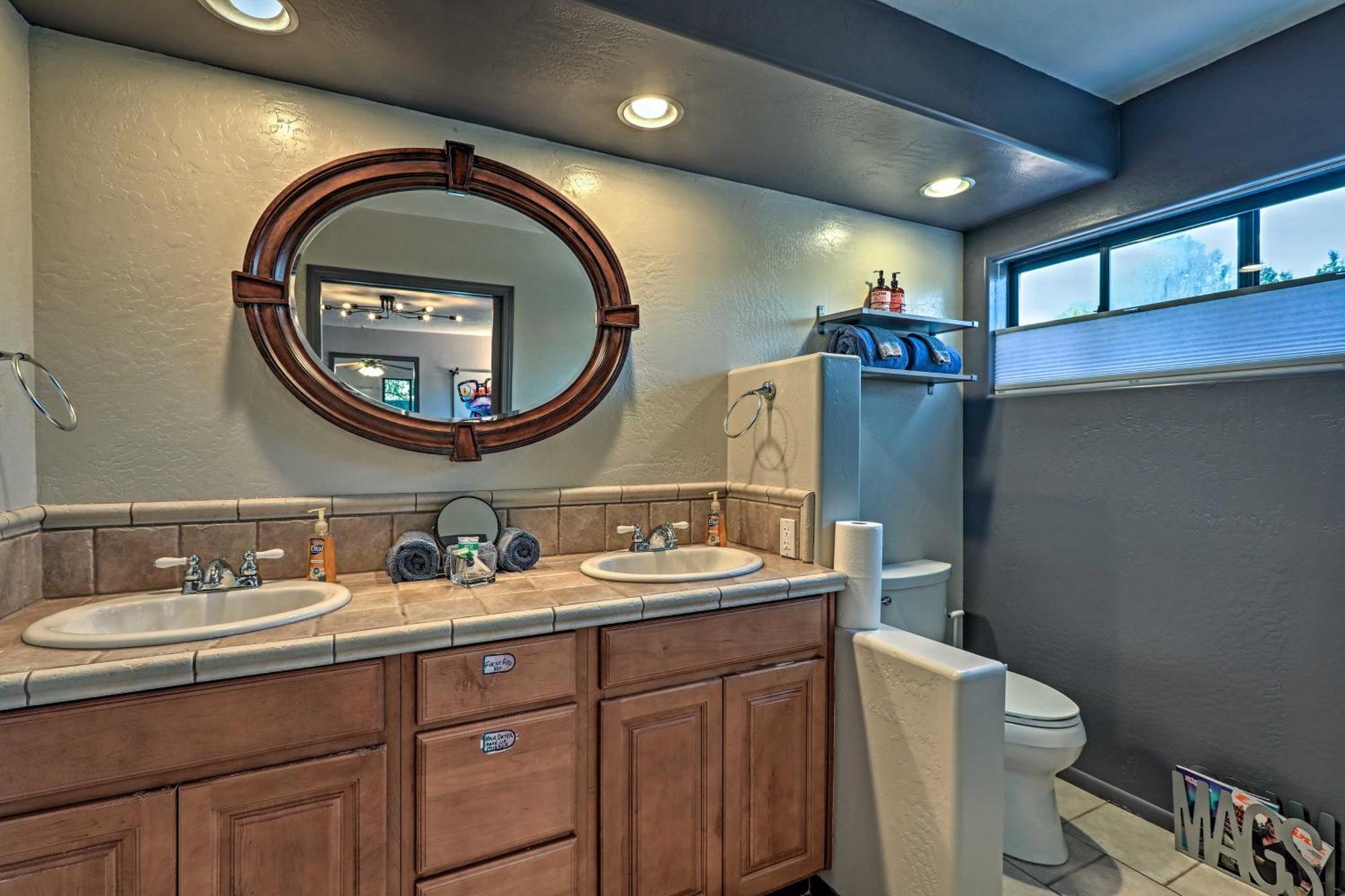 Luxe Retreat With Gorgeous Red Rock Views!
