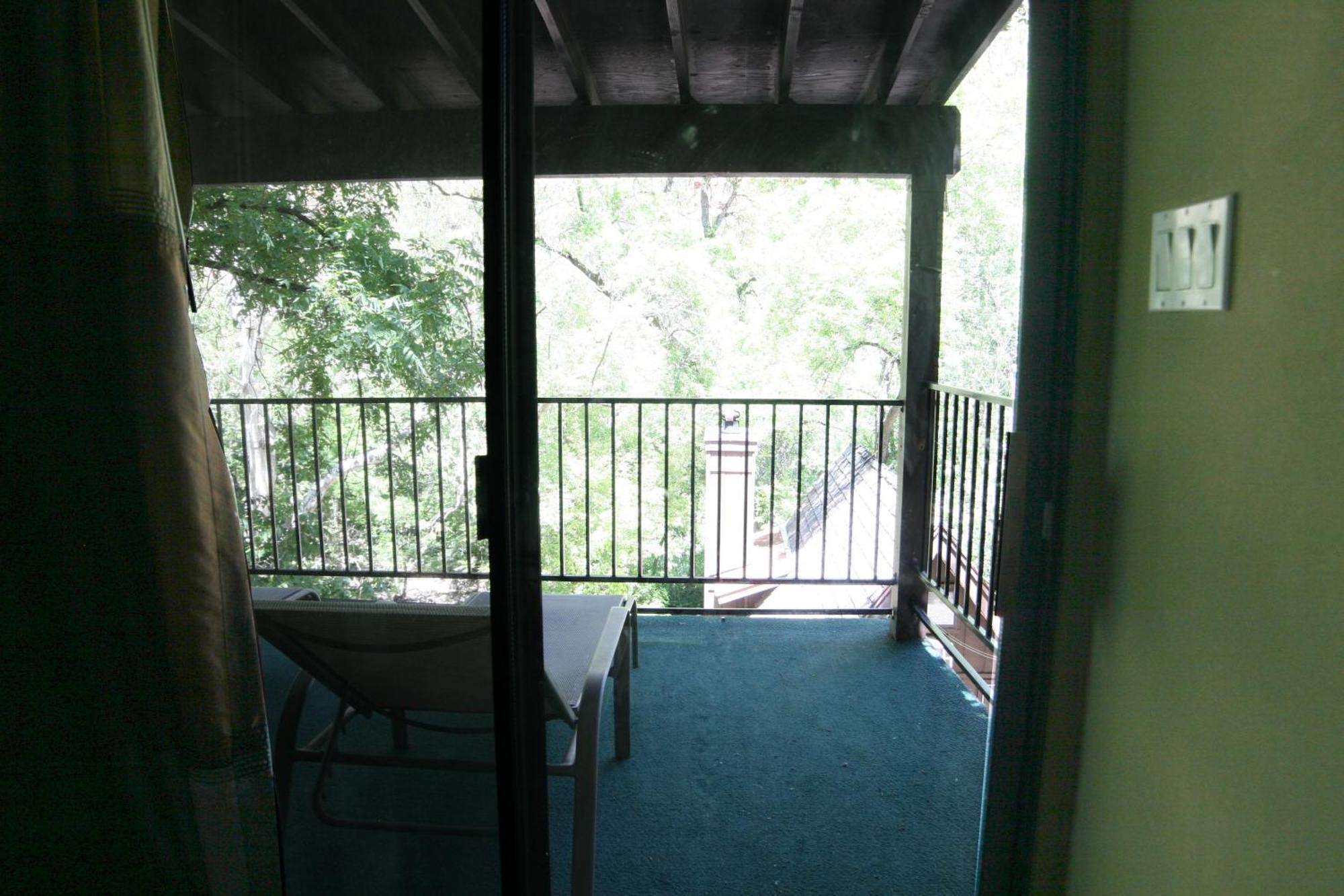Lodge Oak Creek Terrace