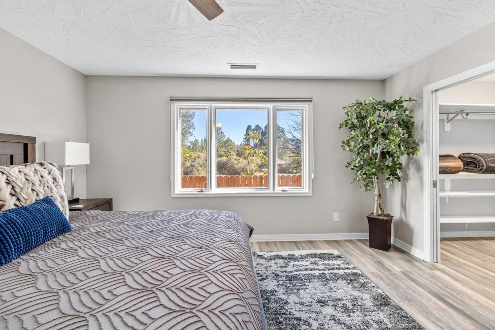 Chapel Cross W/ Pool, & Views!!! * Sedona