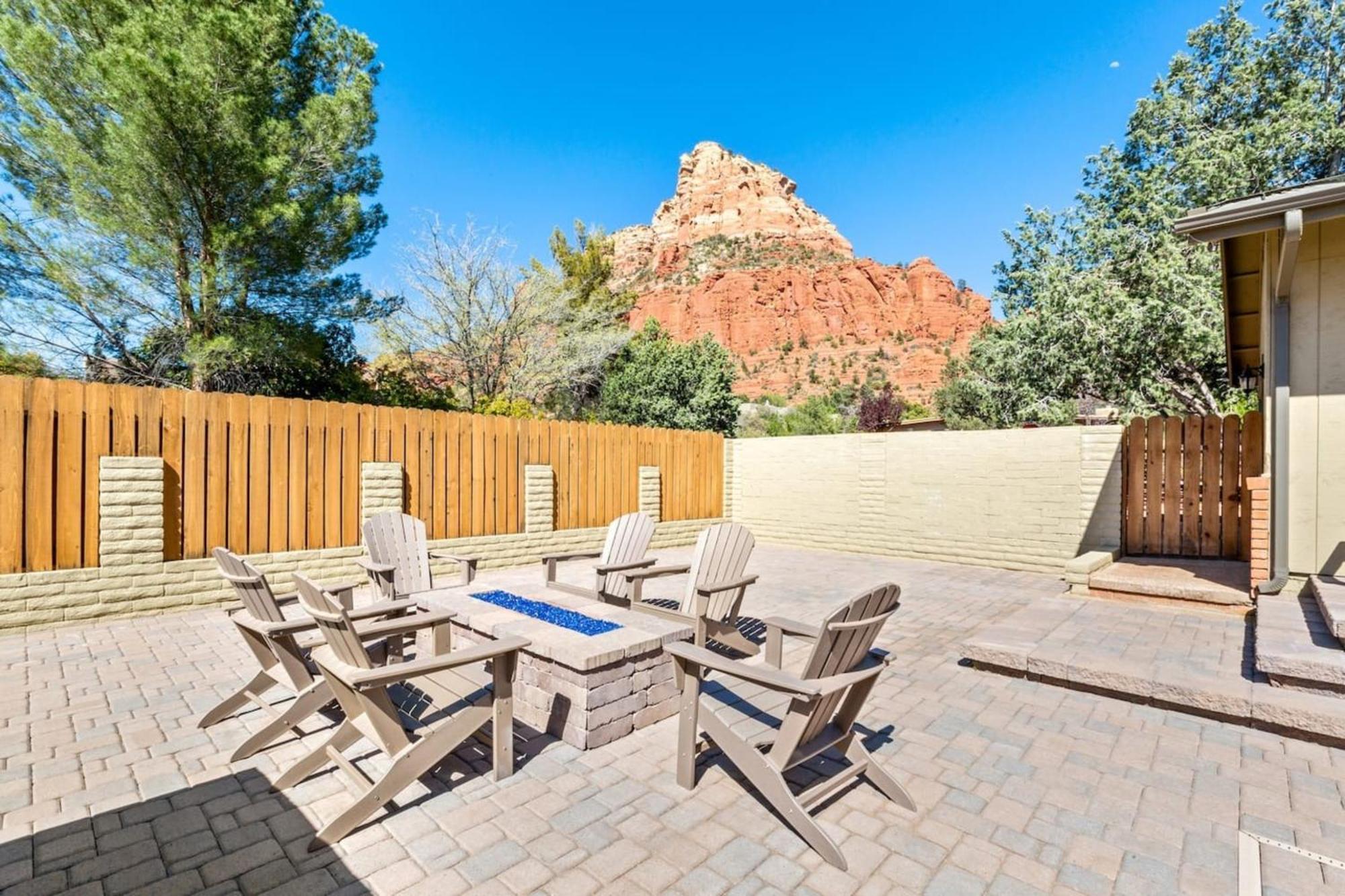 Chapel Cross W/ Pool, & Views!!! Holiday home *