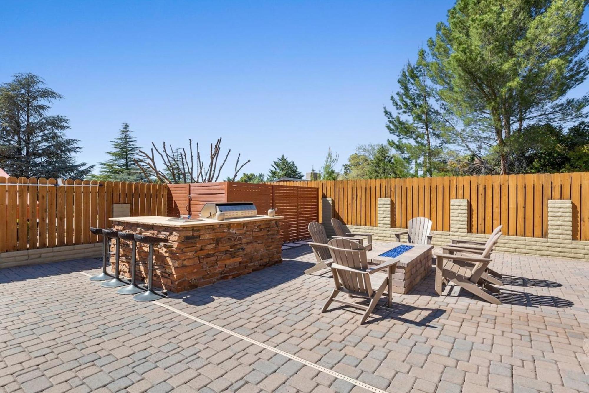 Chapel Cross W/ Pool, & Views!!! Holiday home