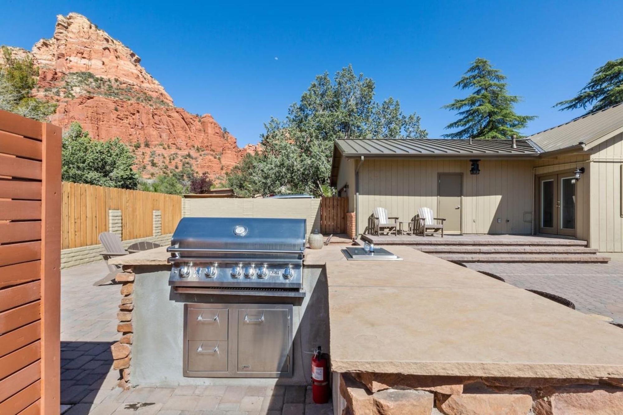 Chapel Cross W/ Pool, & Views!!! * Sedona