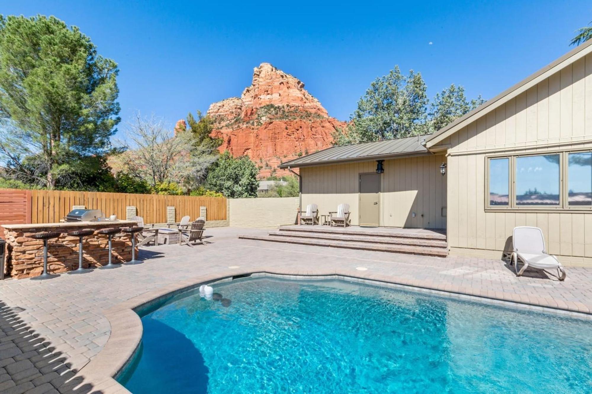 Chapel Cross W/ Pool, & Views!!! Holiday home *
