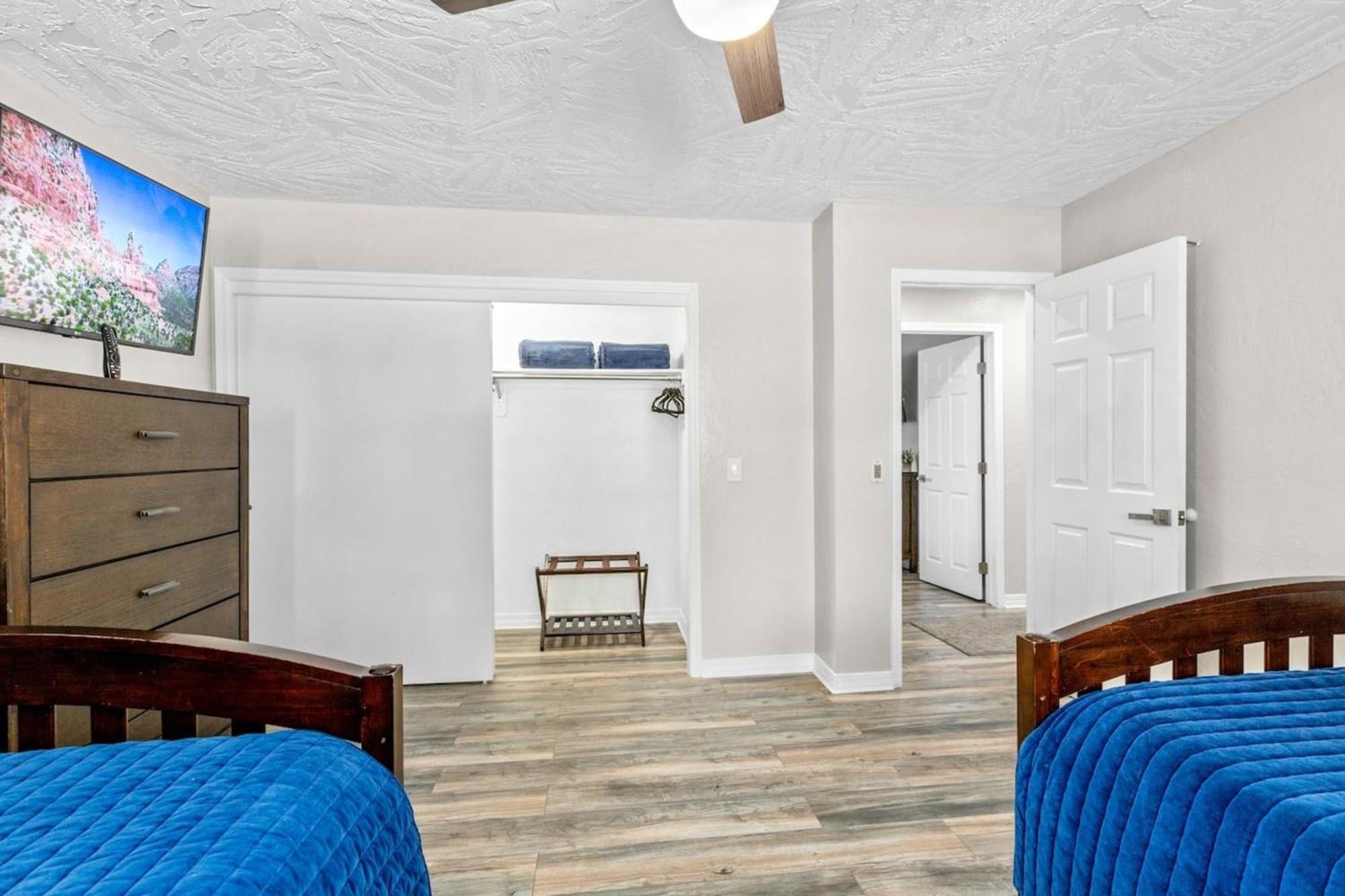 Chapel Cross W/ Pool, & Views!!! * Sedona