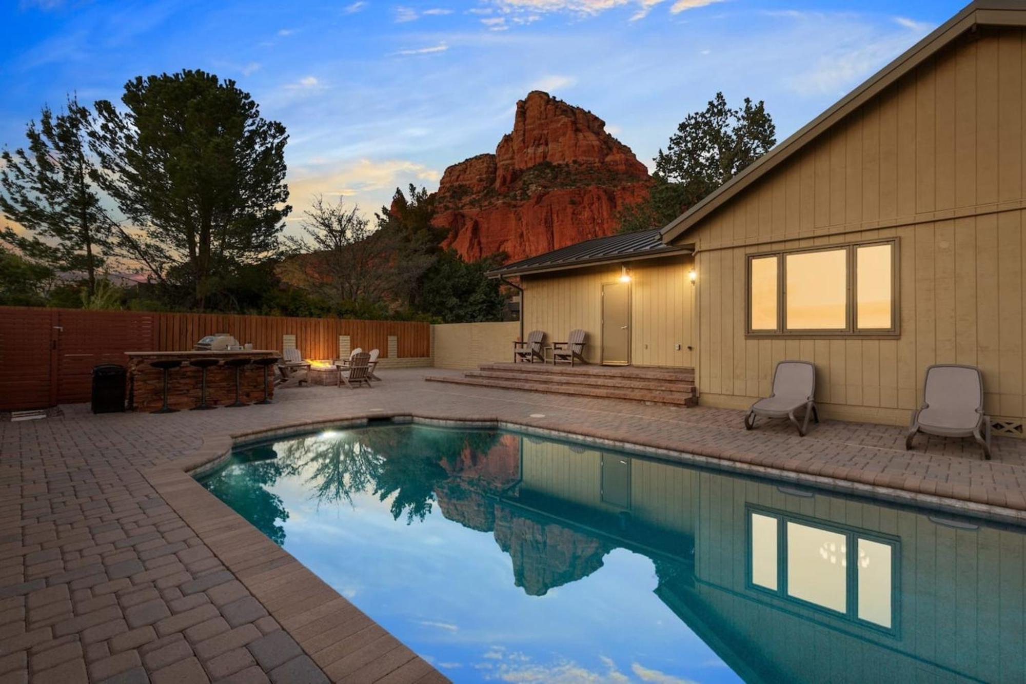 Chapel Cross W/ Pool, & Views!!! Holiday home