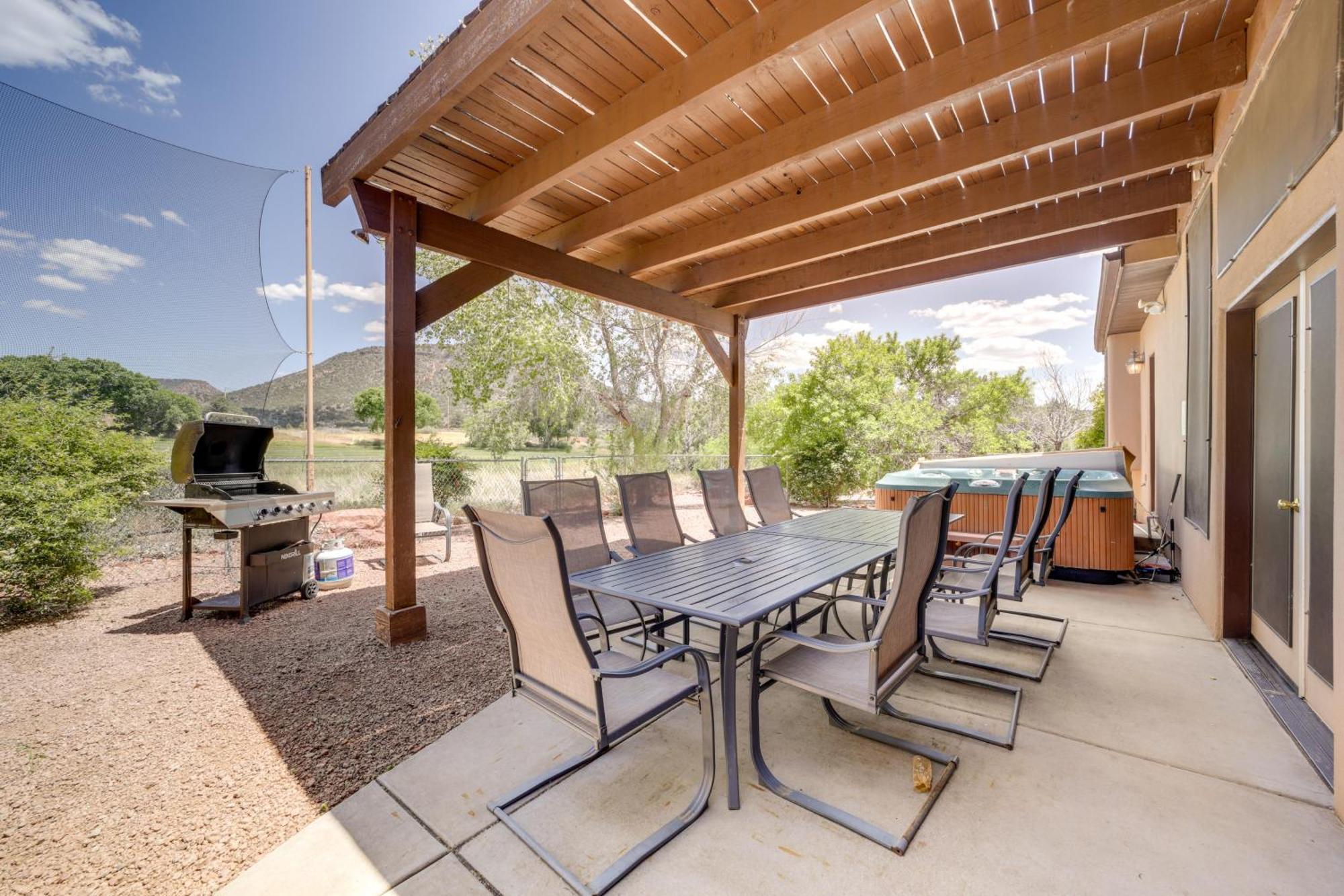 Holiday home With Fire Pit Red Rock State Park Views *