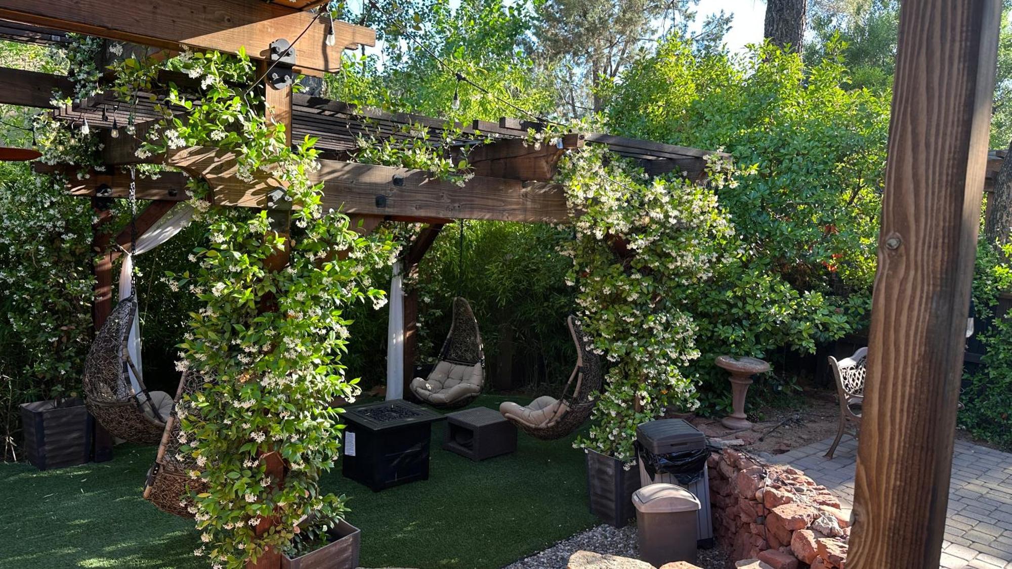 Inn Lantern Light - Romantic Getaway (adults Only) 3*
