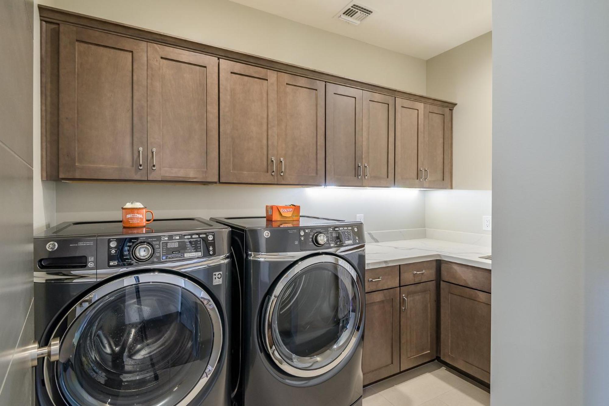 Complete Luxury , Extras And Red Rock Vistas - Exclusive Golf Community Holiday home Sedona