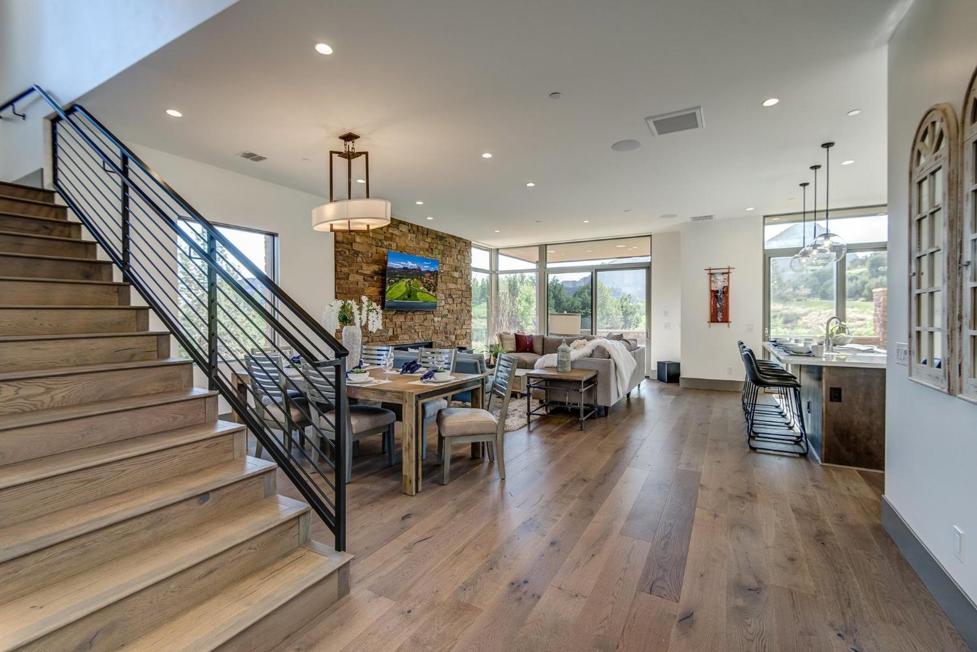 Complete Luxury , Extras And Red Rock Vistas - Exclusive Golf Community Holiday home Sedona