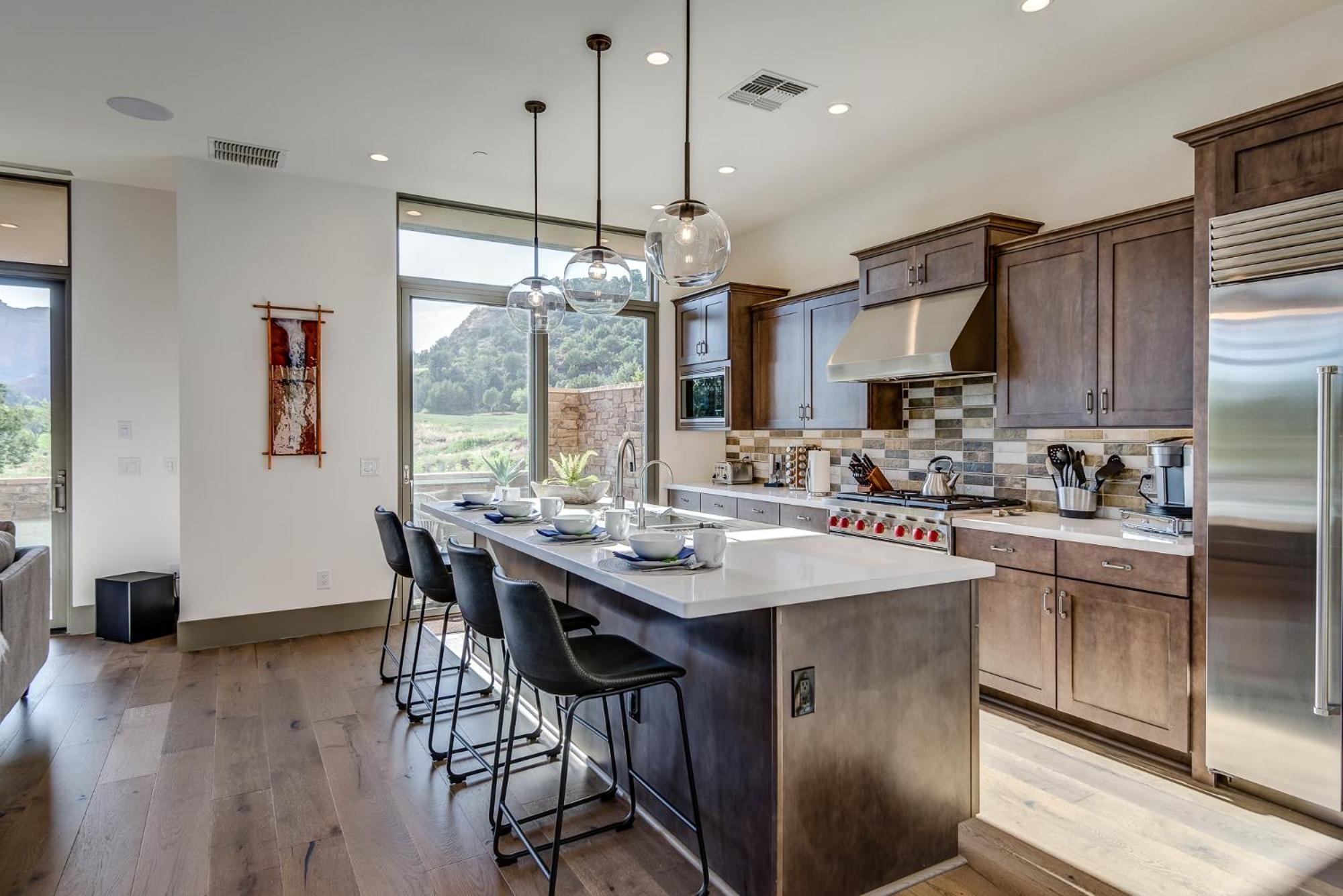 Complete Luxury , Extras And Red Rock Vistas - Exclusive Golf Community Sedona