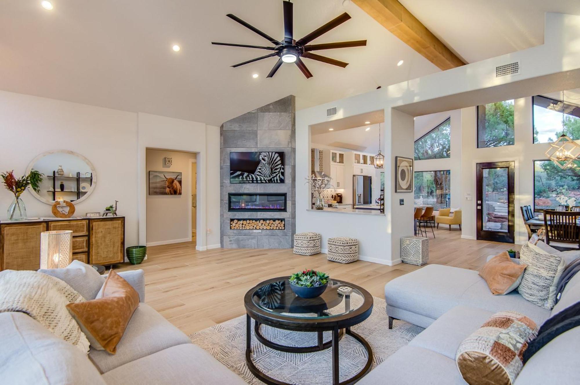 Sunlight Is A Luxury With Stunning Views In West Sedona! * Sedona