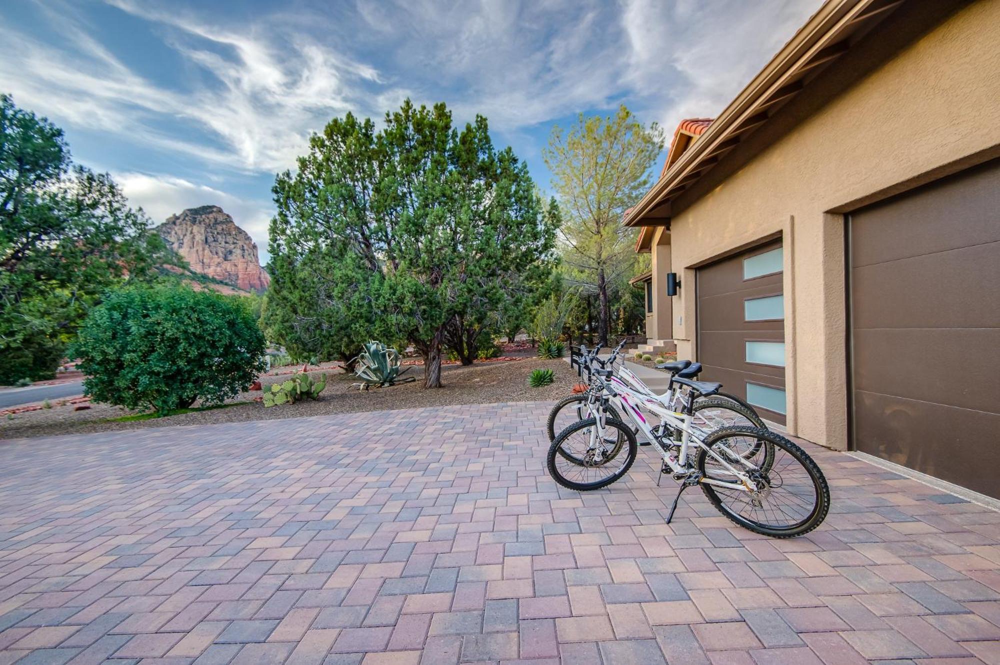 Sunlight Is A Luxury With Stunning Views In West Sedona! Holiday home Sedona