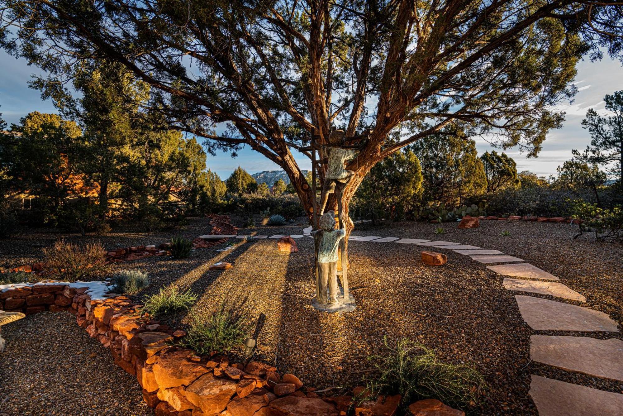 Sunlight Is A Luxury With Stunning Views In West Sedona! Holiday home Sedona