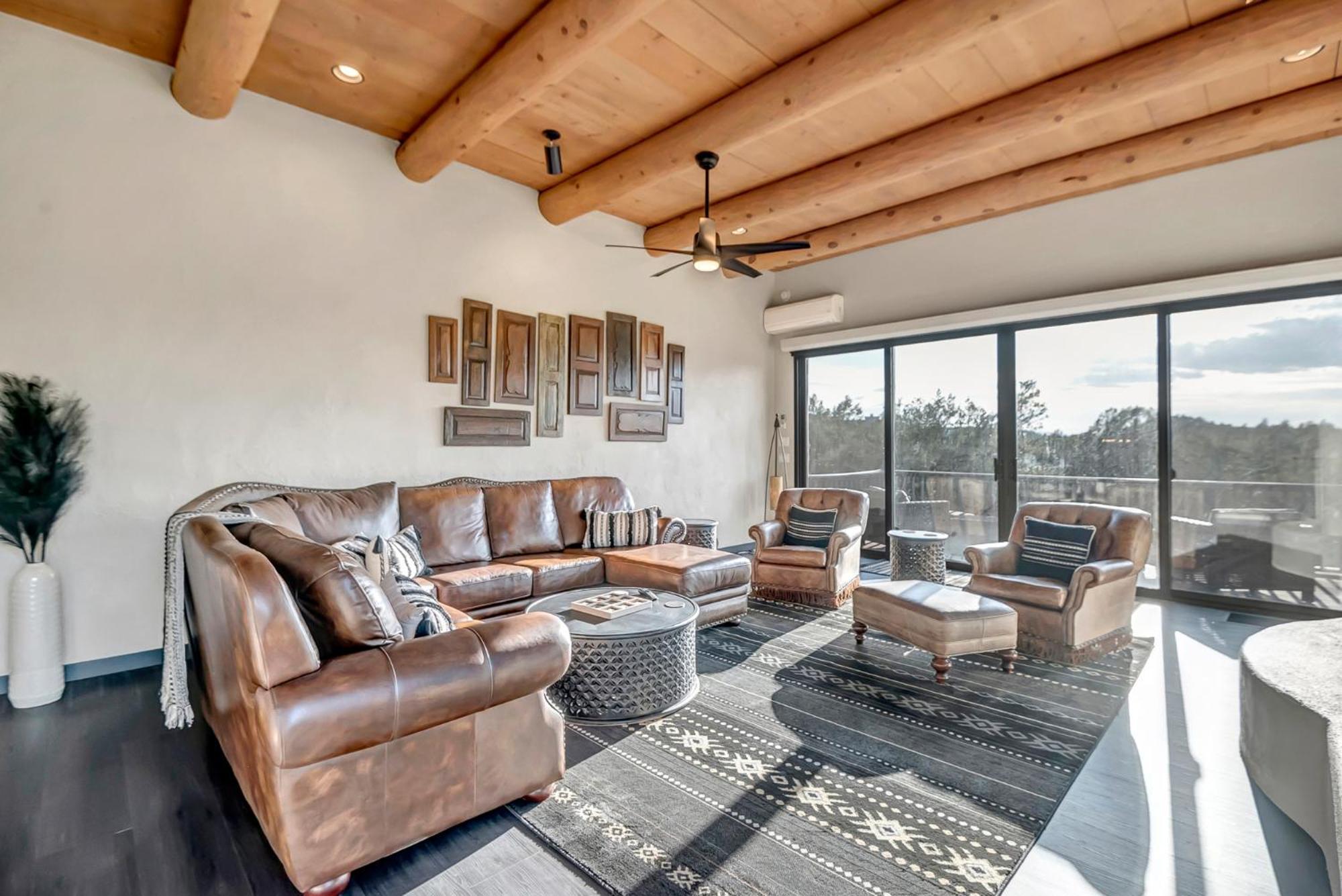 Holiday home Red Mountain Retreat- Updated W Private Pool & Hot Tub, Amazing Views! *
