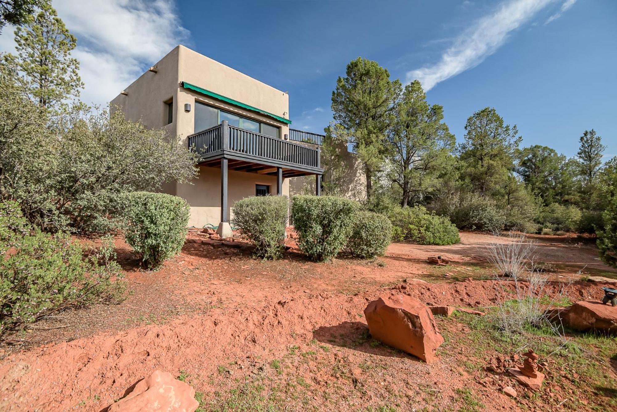 Red Mountain Retreat- Updated W Private Pool & Hot Tub, Amazing Views!