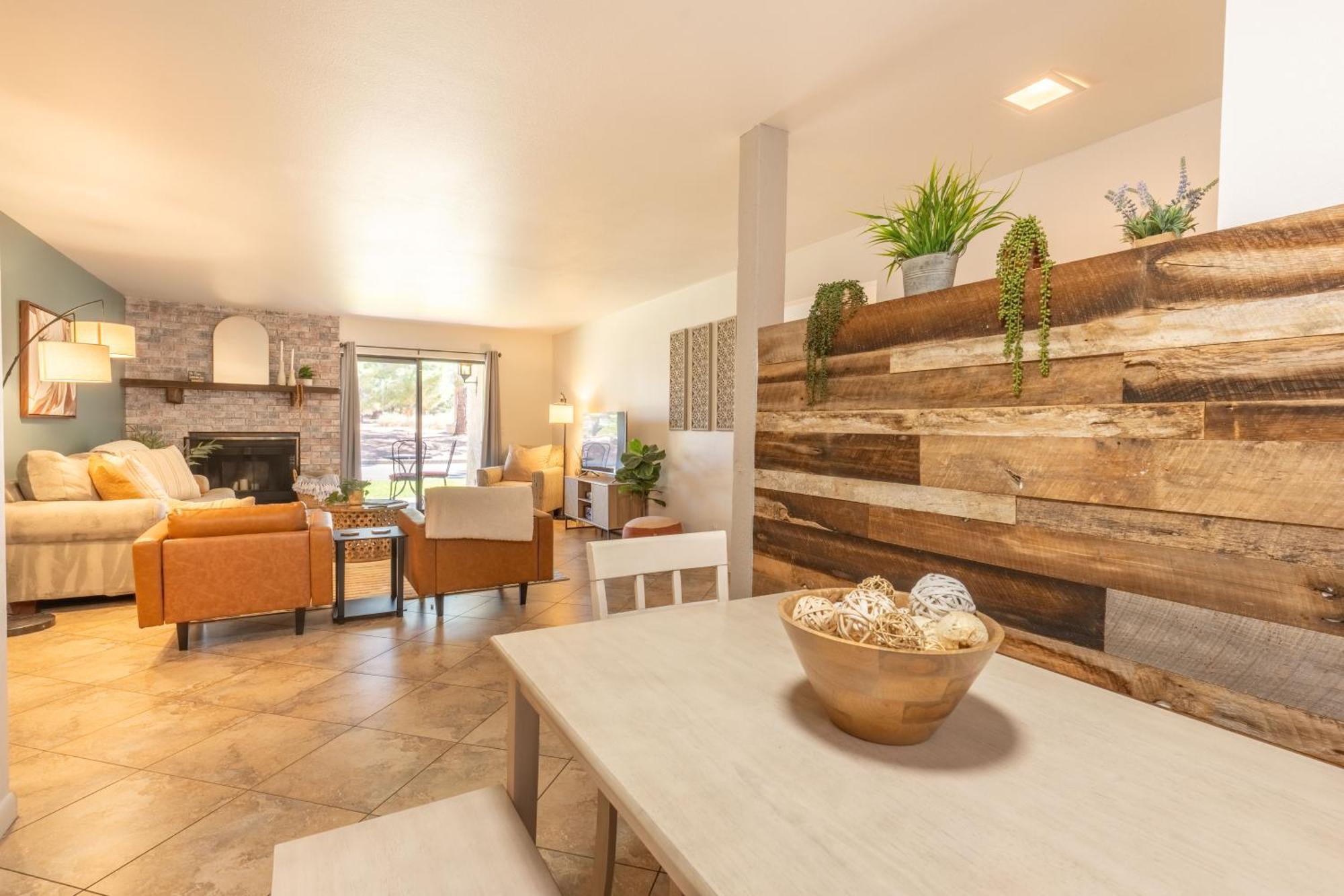 Cozy Retreat - Pool, Spa, Pickleball Apartment Sedona