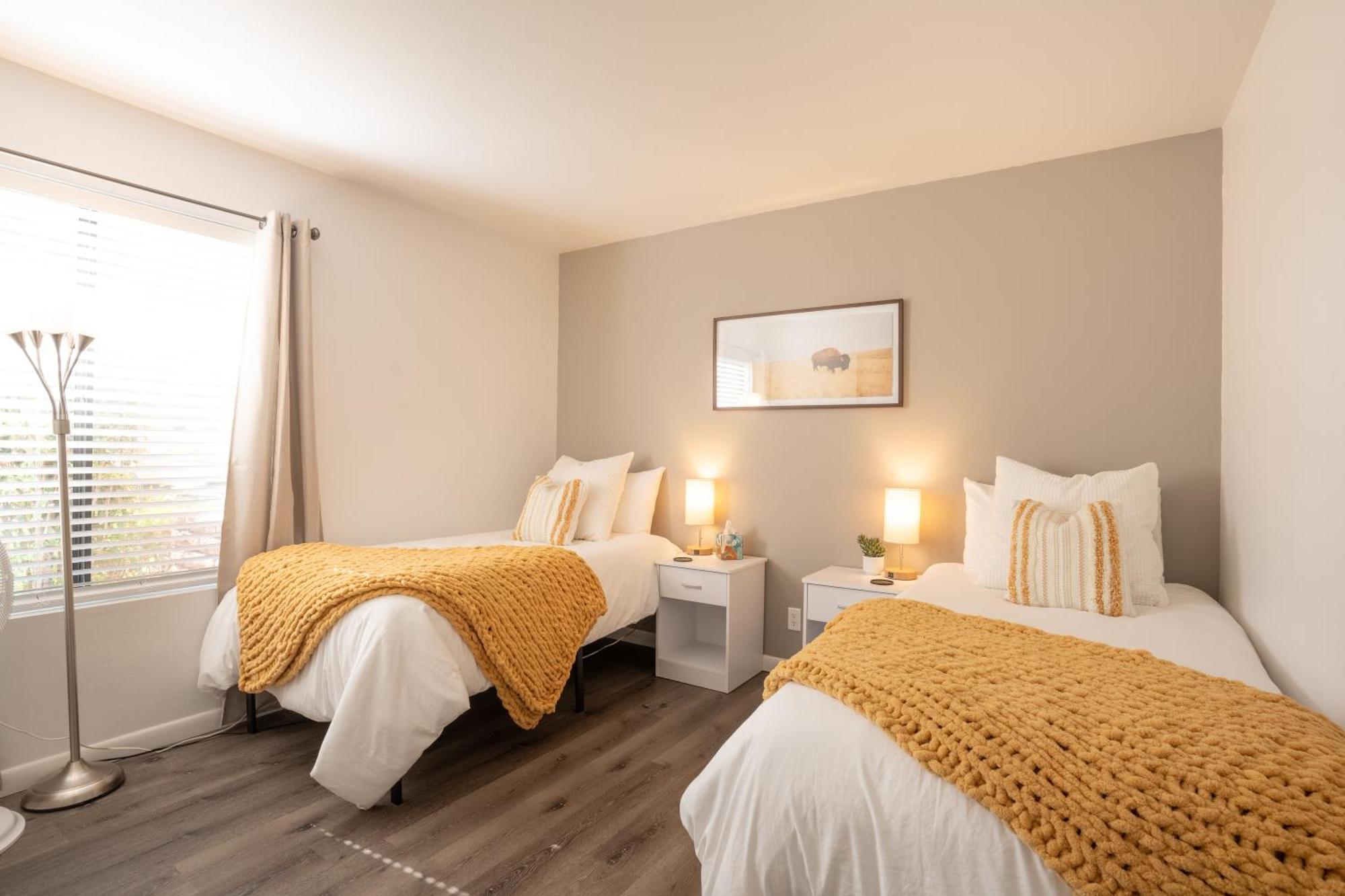 Apartment Cozy Retreat - Pool, Spa, Pickleball