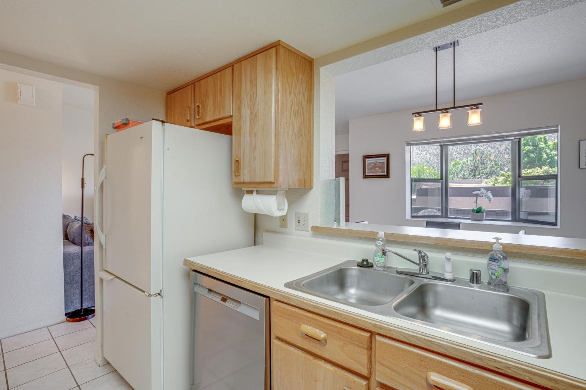 On Scenic Golf Course With Pool Access! Apartment Sedona