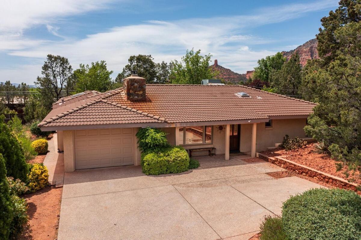 Holiday home New Secluded Mountain Shadows Escape With Sunroom Sedona