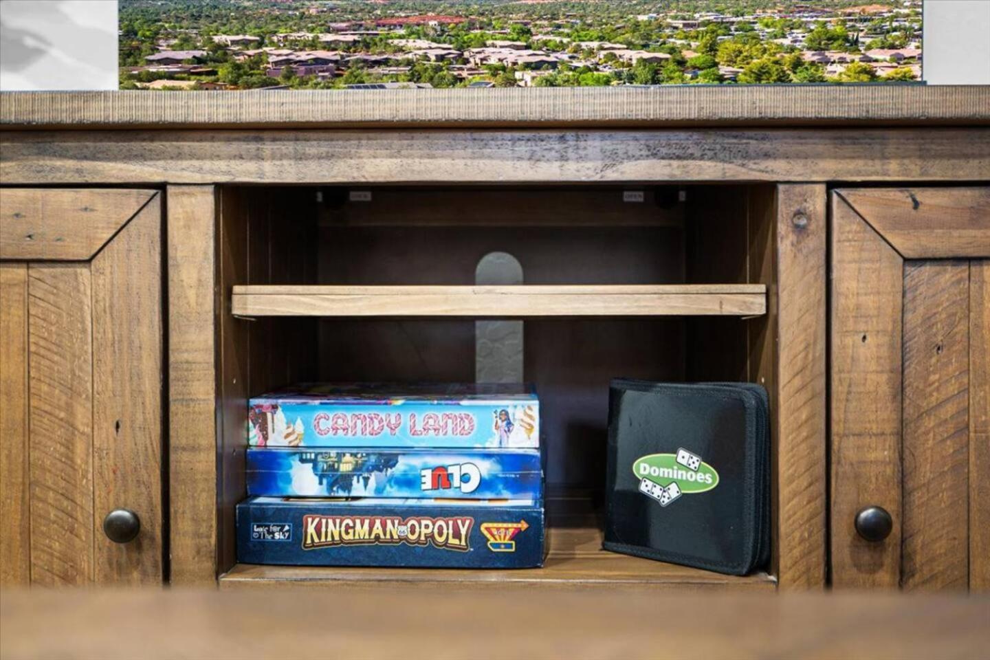 Cars Themed! Unique Design 4bd, Gmrm! Holiday home