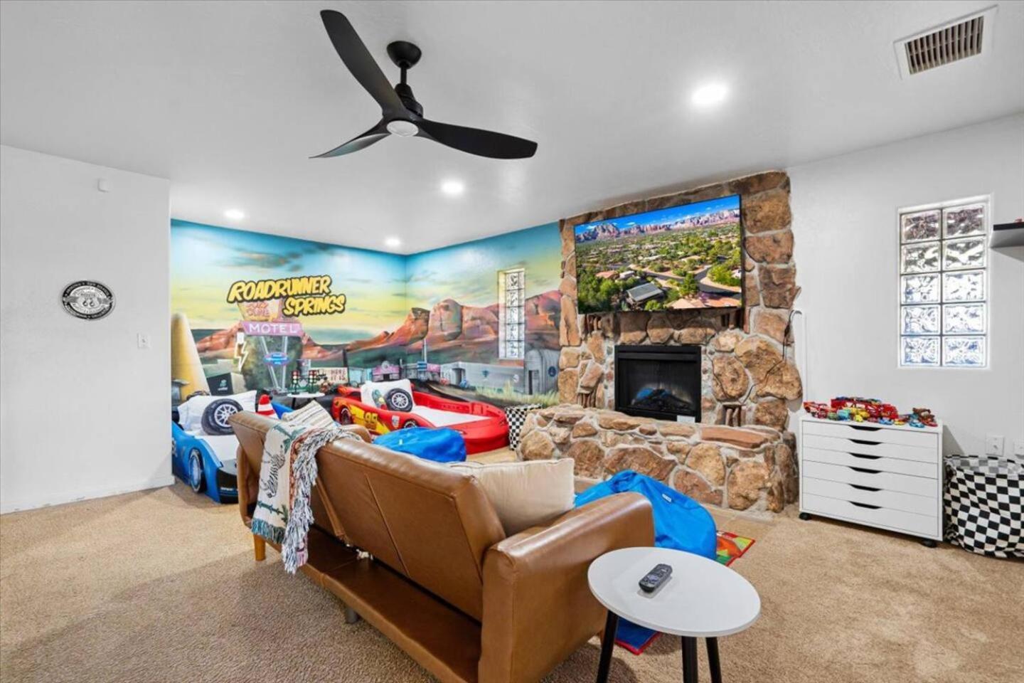 Cars Themed! Unique Design 4bd, Gmrm!