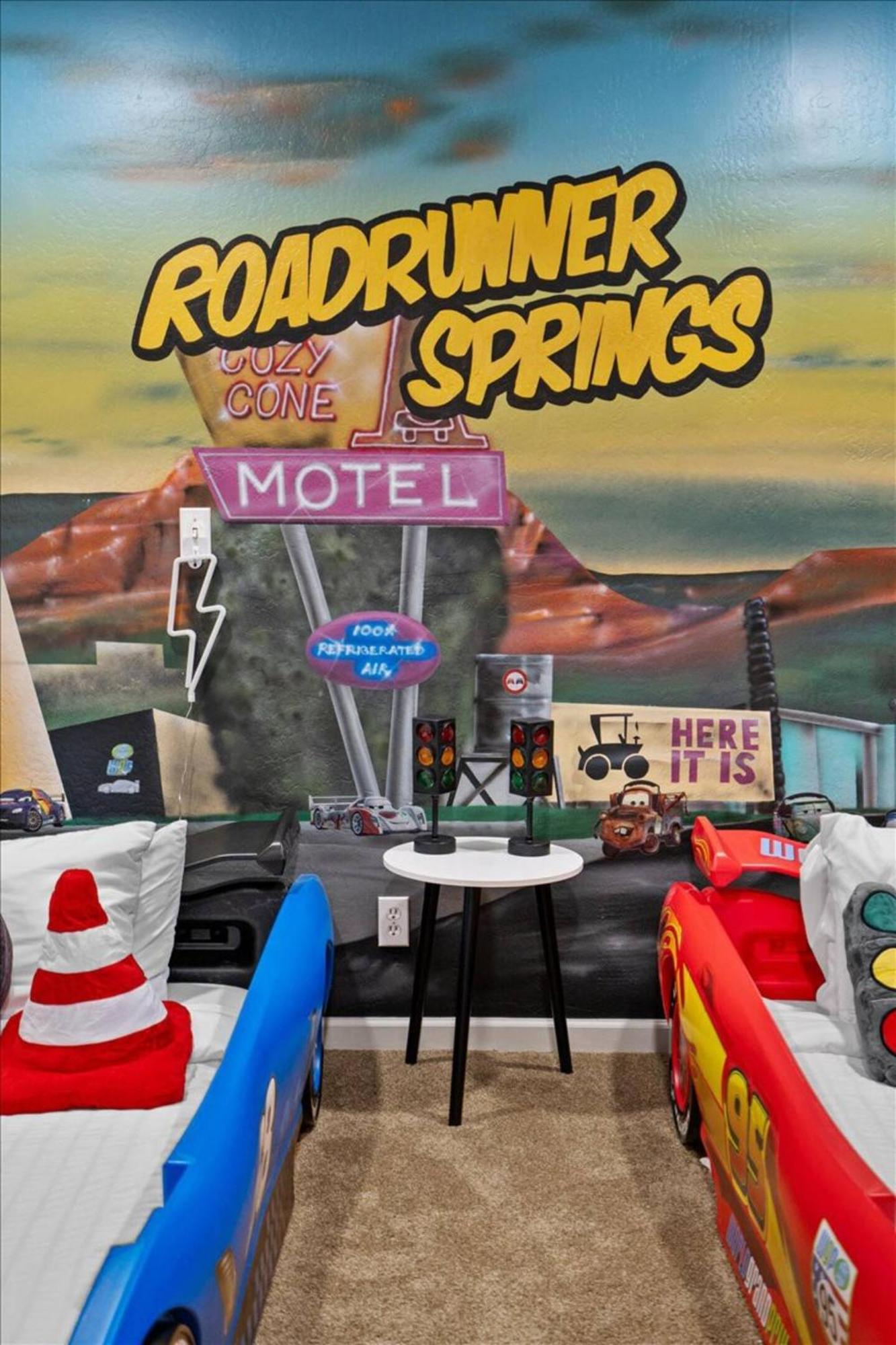 Holiday home Cars Themed! Unique Design 4bd, Gmrm!