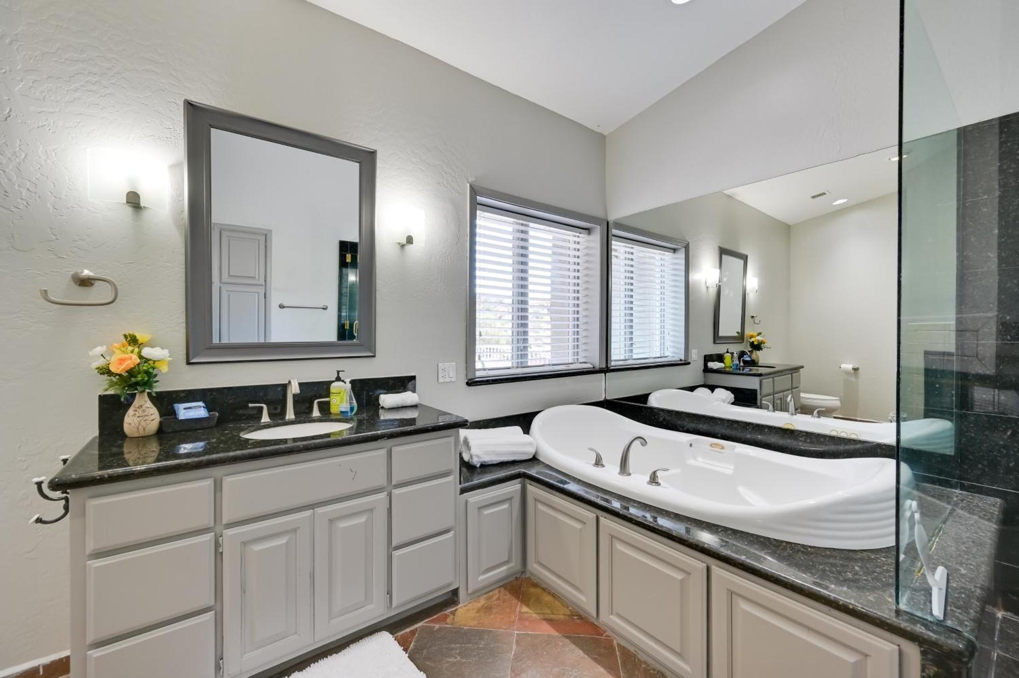 Holiday home Getaway Less Than 1 Mi To Red Rock State Park!