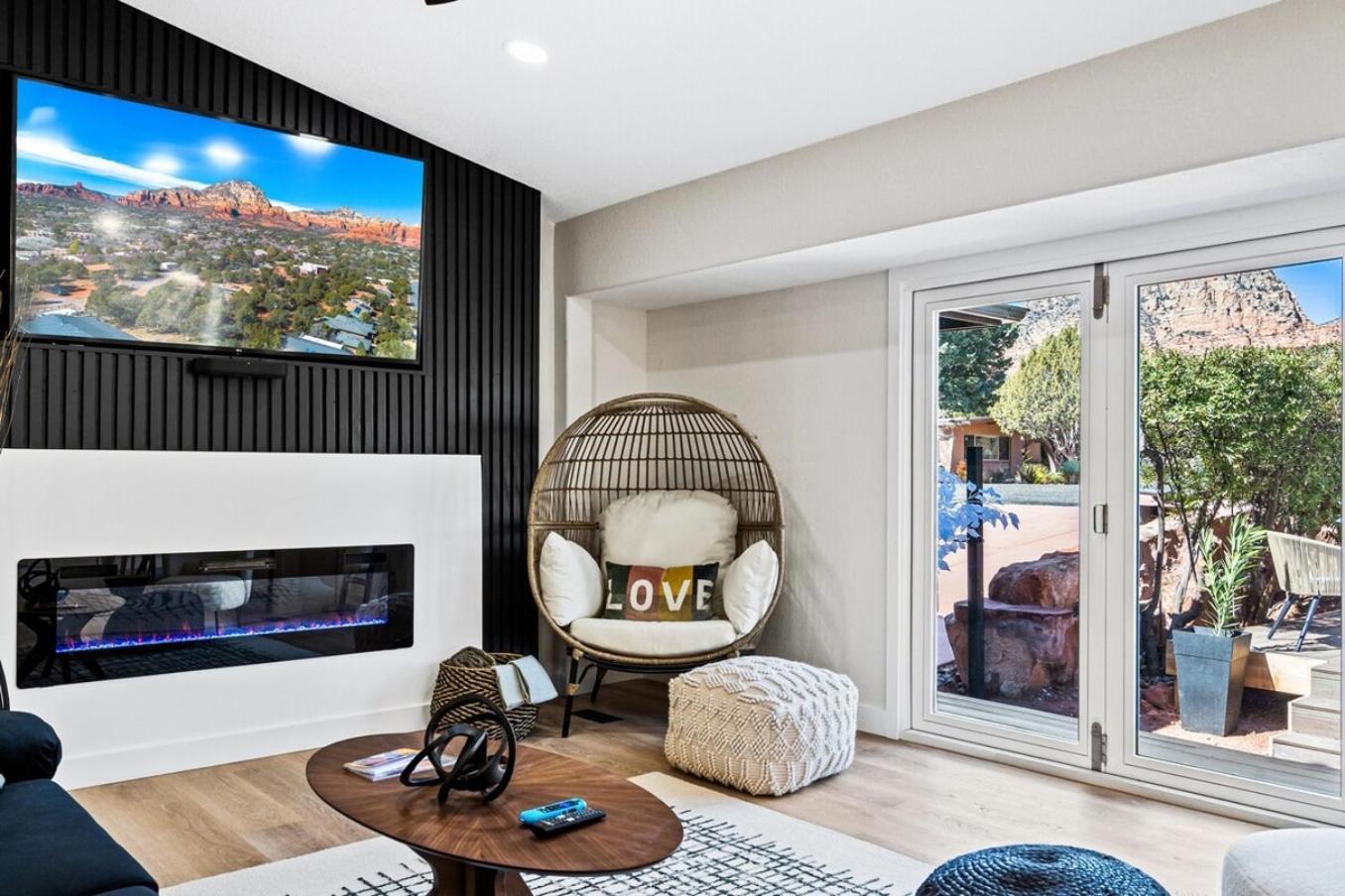 Sage House Modern Retreat 3 Kings, Theater, Gmrm! *