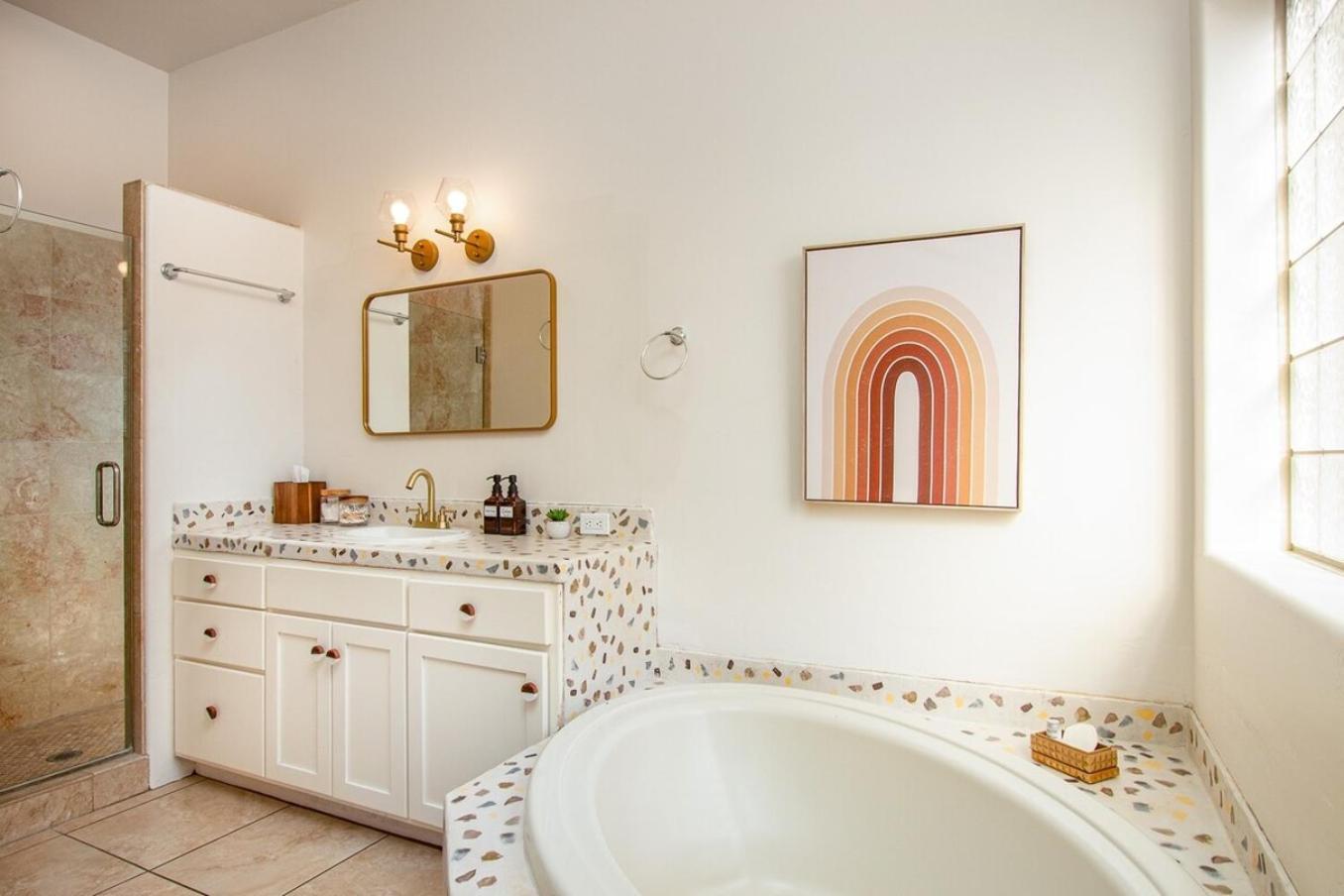 Enchanted Adobe Hideaway Whot Tub & Giant Chess Sedona