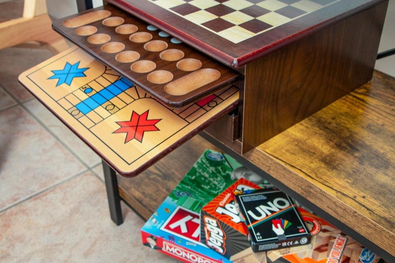 Enchanted Adobe Hideaway Whot Tub & Giant Chess Holiday home