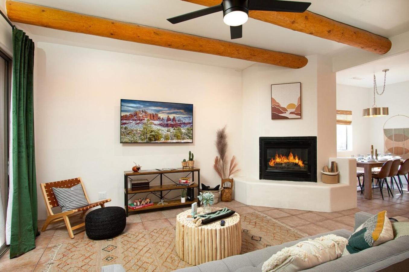 Holiday home Enchanted Adobe Hideaway Whot Tub & Giant Chess *