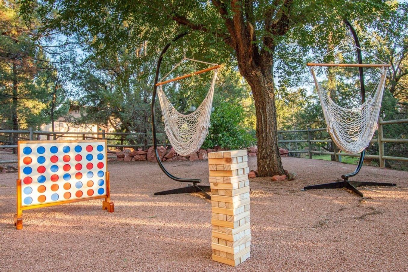 Enchanted Adobe Hideaway Whot Tub & Giant Chess Sedona