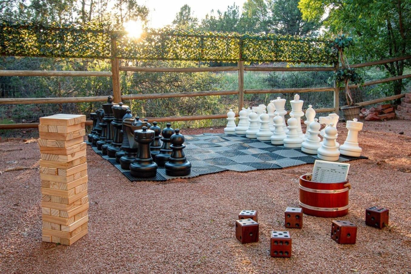 Enchanted Adobe Hideaway Whot Tub & Giant Chess Holiday home Sedona