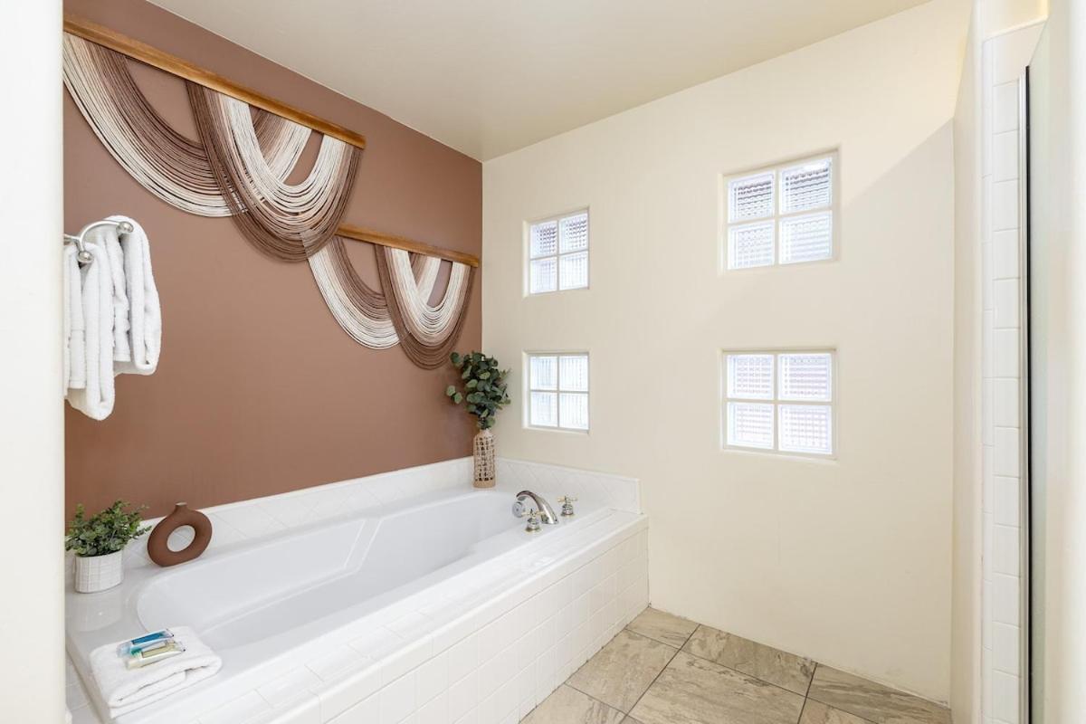 Holiday home New The Andante With Spectacular Backyard Oasis Sedona