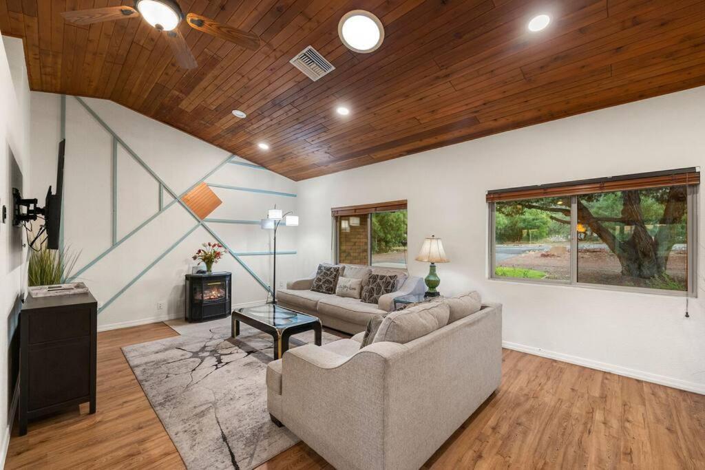 Awesome Castle Rock View! Holiday home Sedona