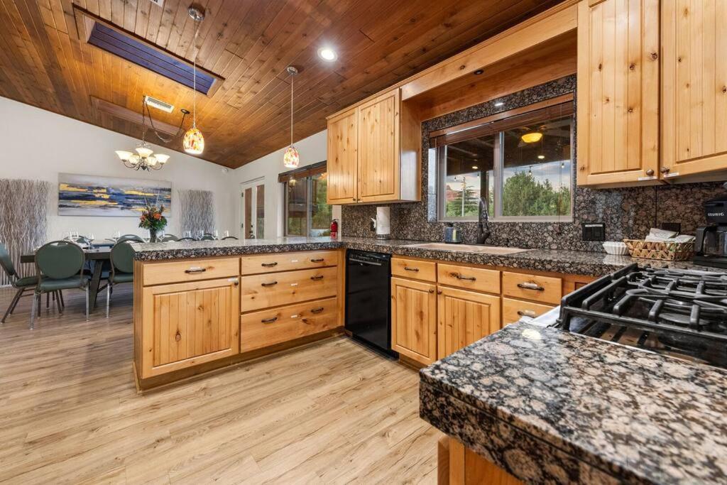 Awesome Castle Rock View! Holiday home Sedona