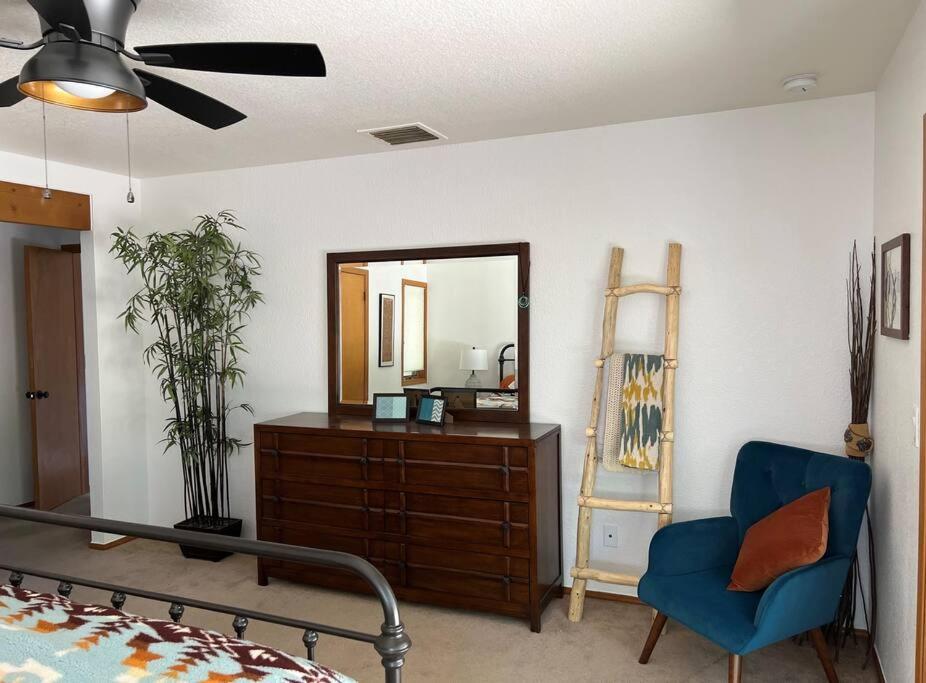 Southwest Gem -perfectly Placed For Hikes And Fun