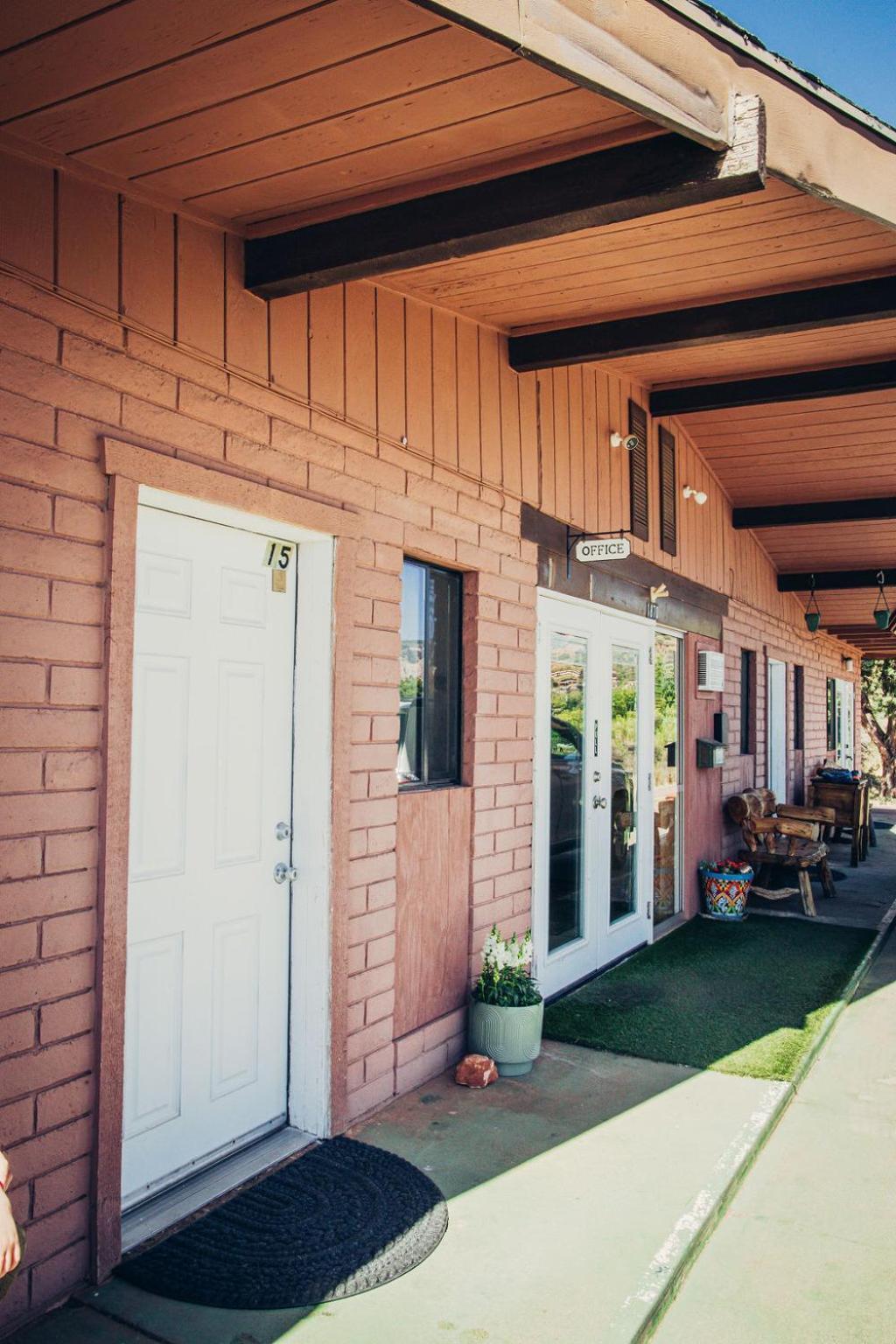 Sugar Loaf Motel