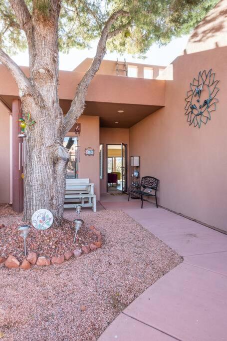 Zen Calling, Look Inside Private For 6 Sedona