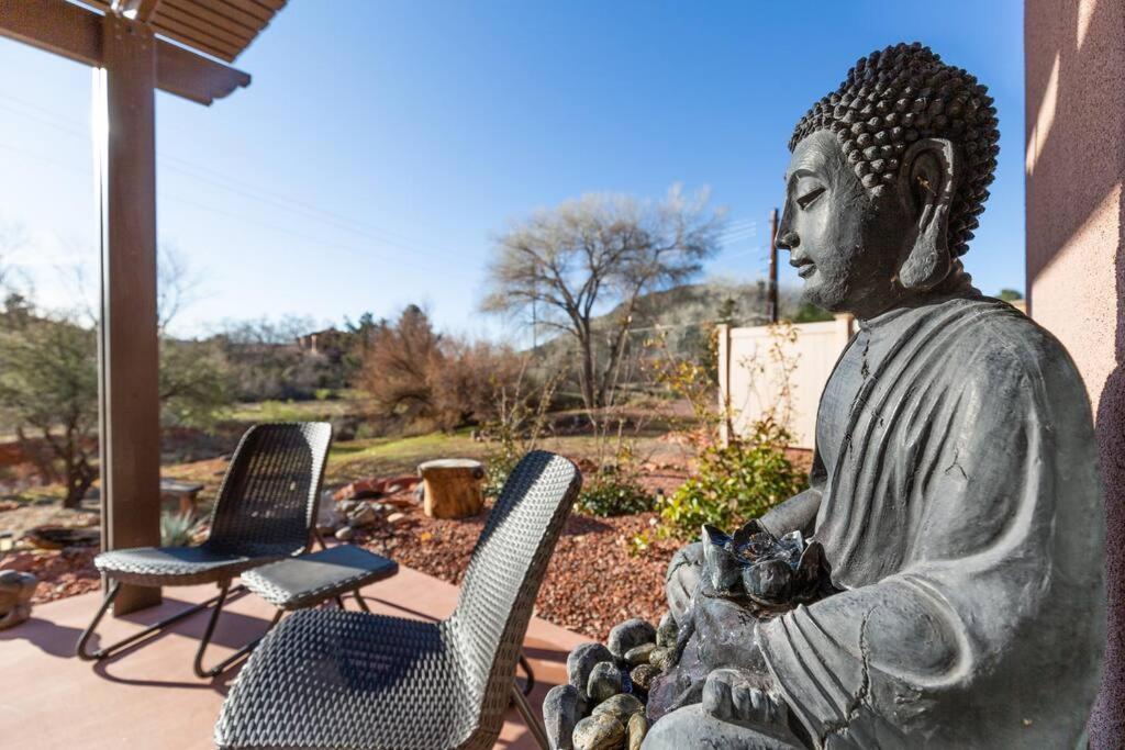 Zen Calling, Look Inside Private For 6 Sedona
