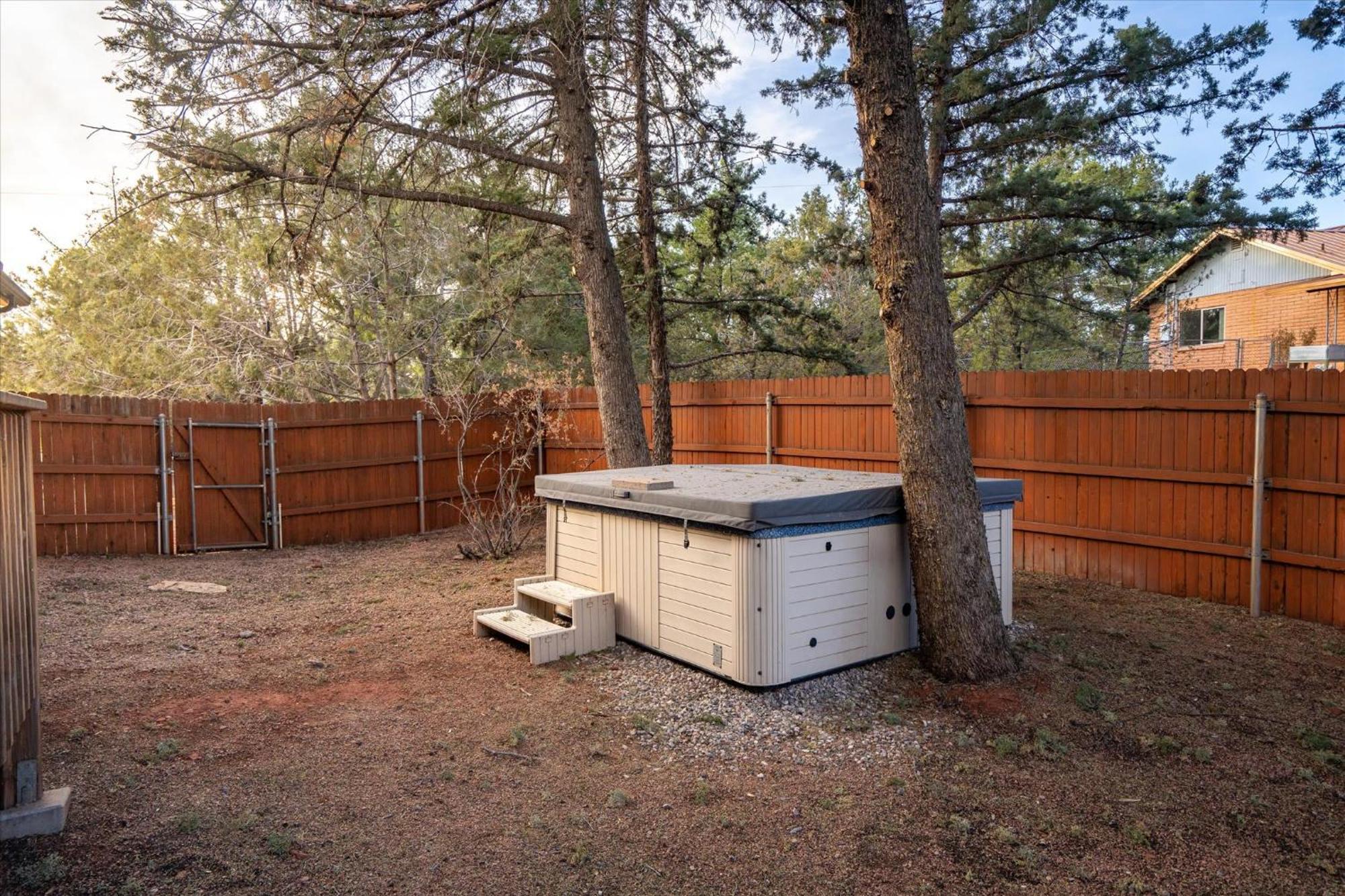 Huge Compound Gym Two Spas Casitas Pond Holiday home Sedona