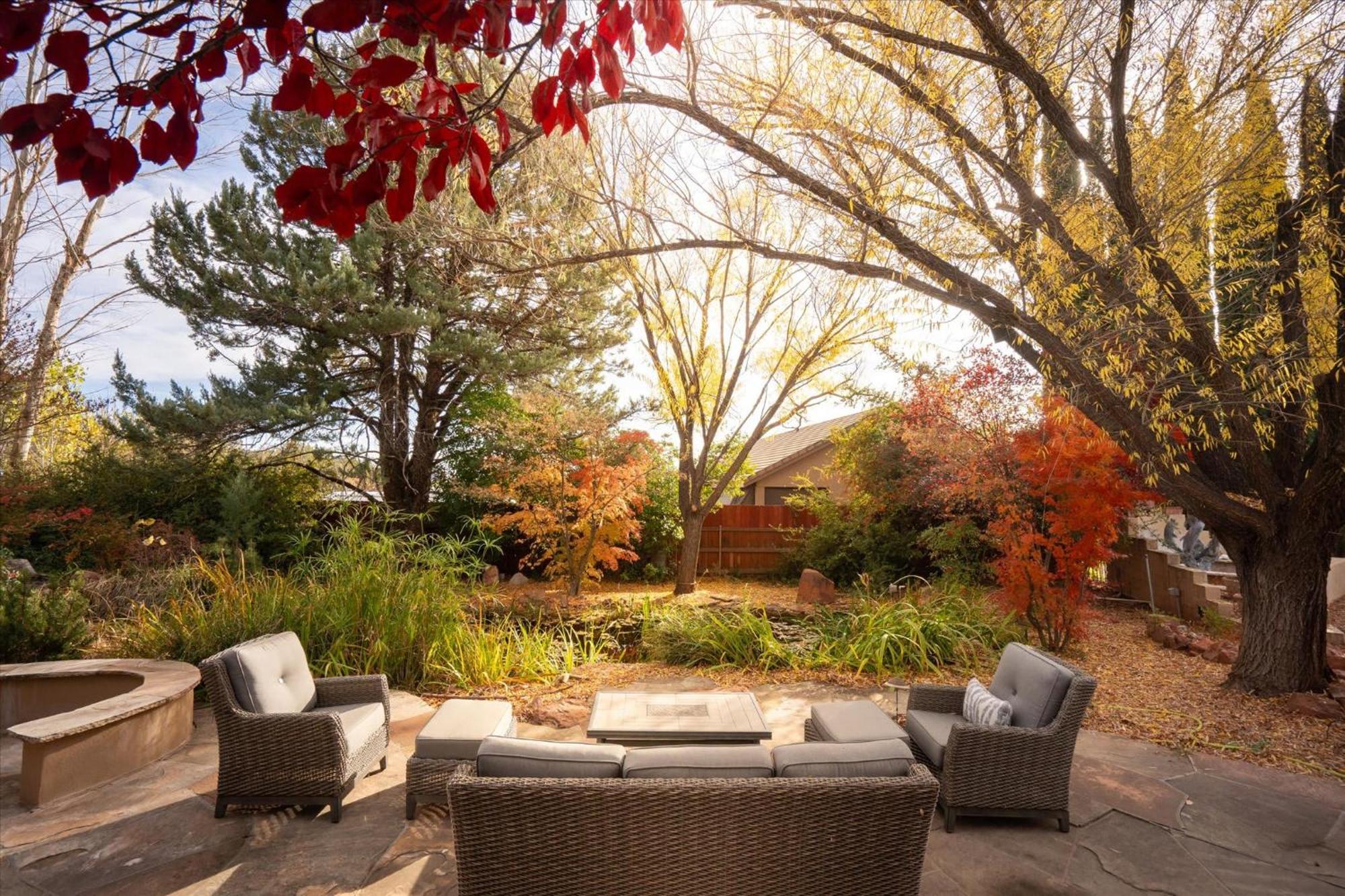 Huge Compound Gym Two Spas Casitas Pond * Sedona