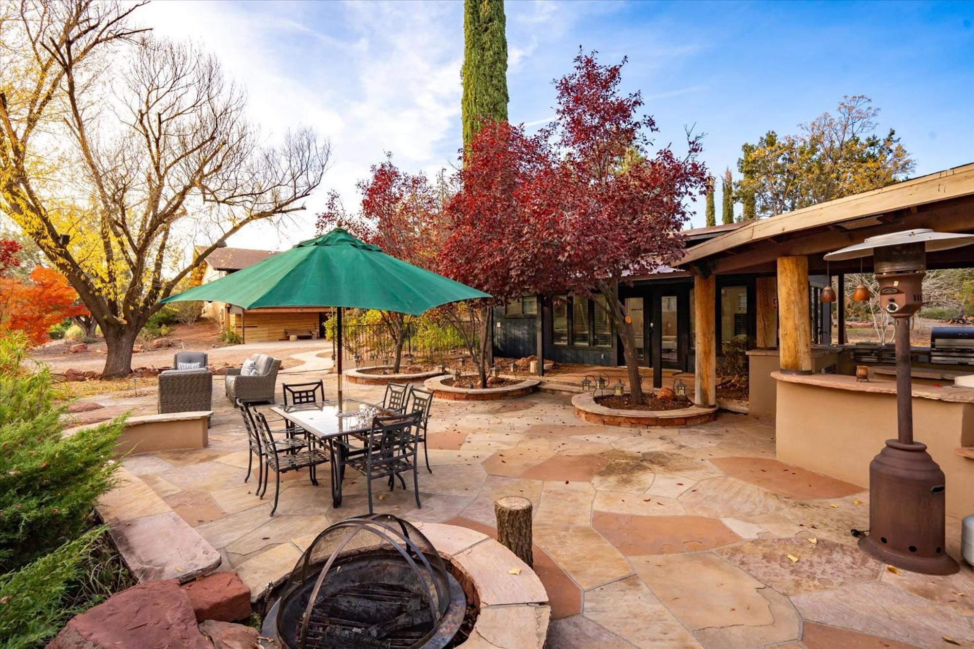 Huge Compound Gym Two Spas Casitas Pond