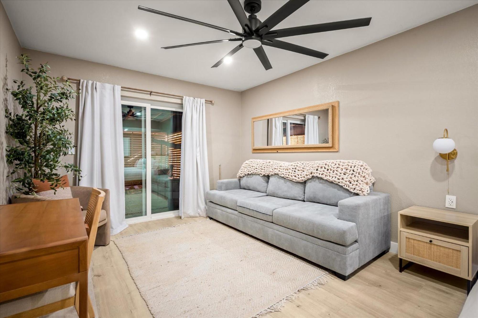 Holiday home Huge Compound Gym Two Spas Casitas Pond Sedona