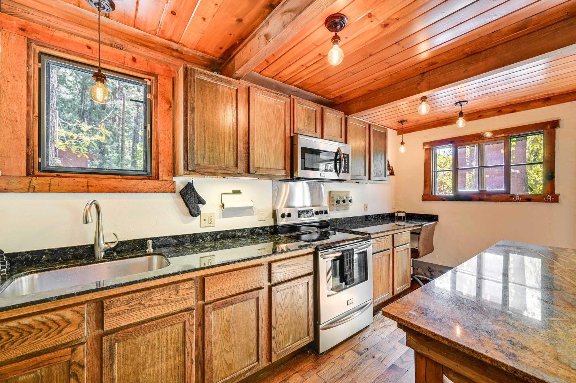 Apartment Peaceful Retreat With Patio And Mtn Views! *